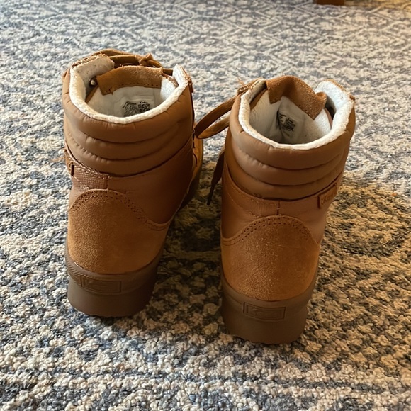 Keds Midland Water-Resistant Boot - Picture 4 of 4